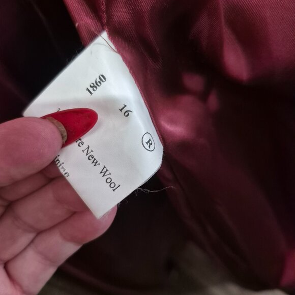 Wool Coat - Picture 4 of 8